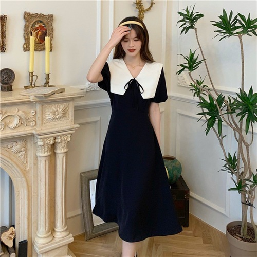 French-style long dress with Hong Kong-style retro chic, women's summer green short-sleeved high-waisted long dress