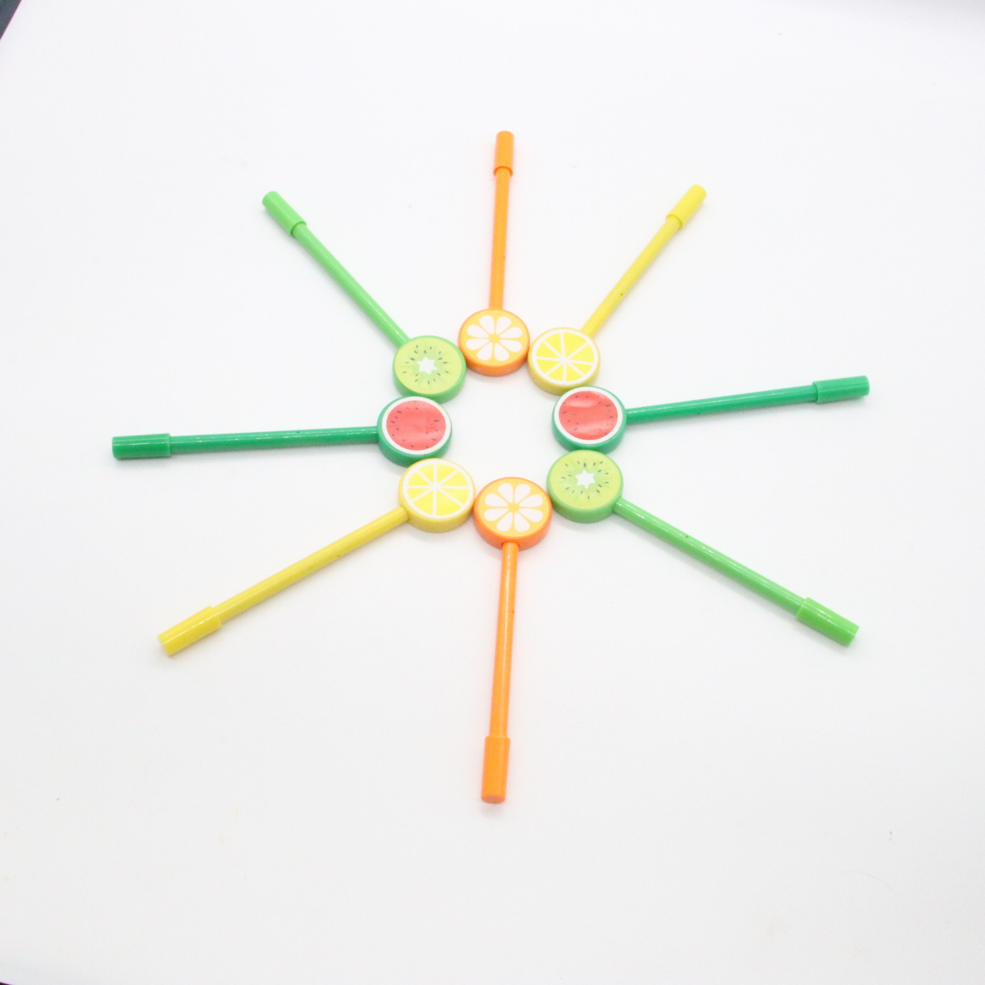 Plástico de dibujos animados lindo caramelo pluma gel pluma estudiante pluma de la manera japonesa y coreana