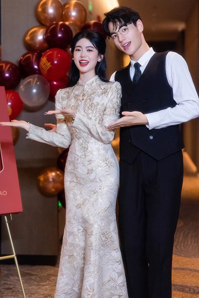 Bride's Toast Dress 2025 New Autumn/Winter New Chinese Style Engagement Cheongsam Dress for Women with a High-End Feel, Mermaid Skirt for Petite Figures