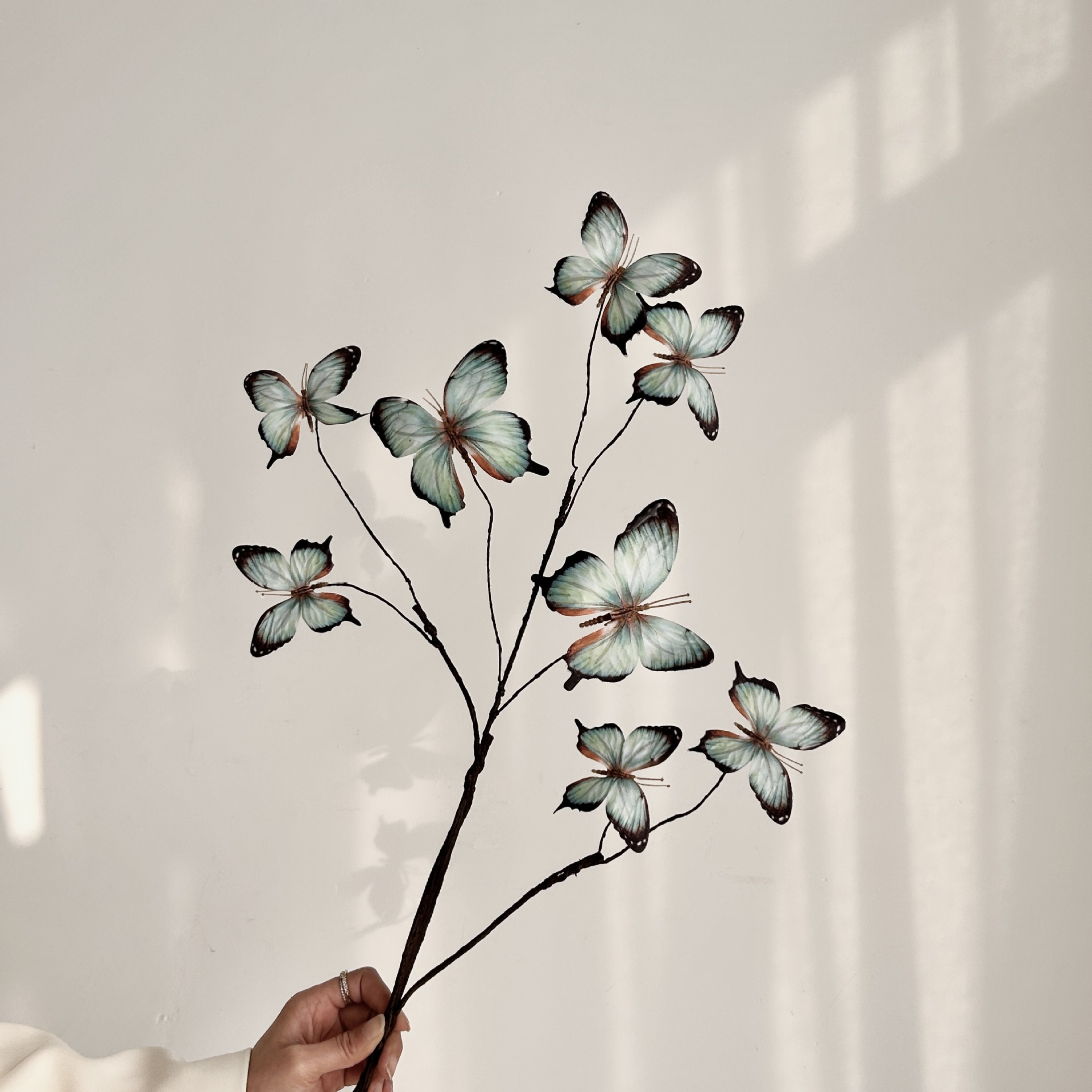 Jardín de Monet mariposas de ramas secas flores de simulación de libros rojos ventanas creativas decoraciones de flores para el hogar accesorios de fotografía decoración