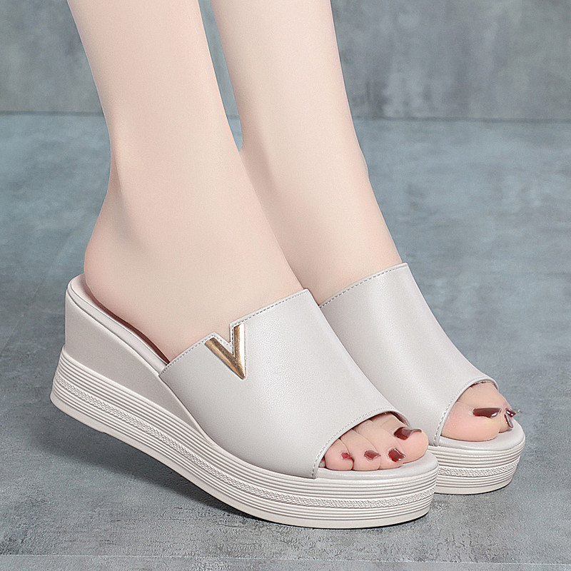 아이보리 8858 발 뒤꿈치 높이 6cm