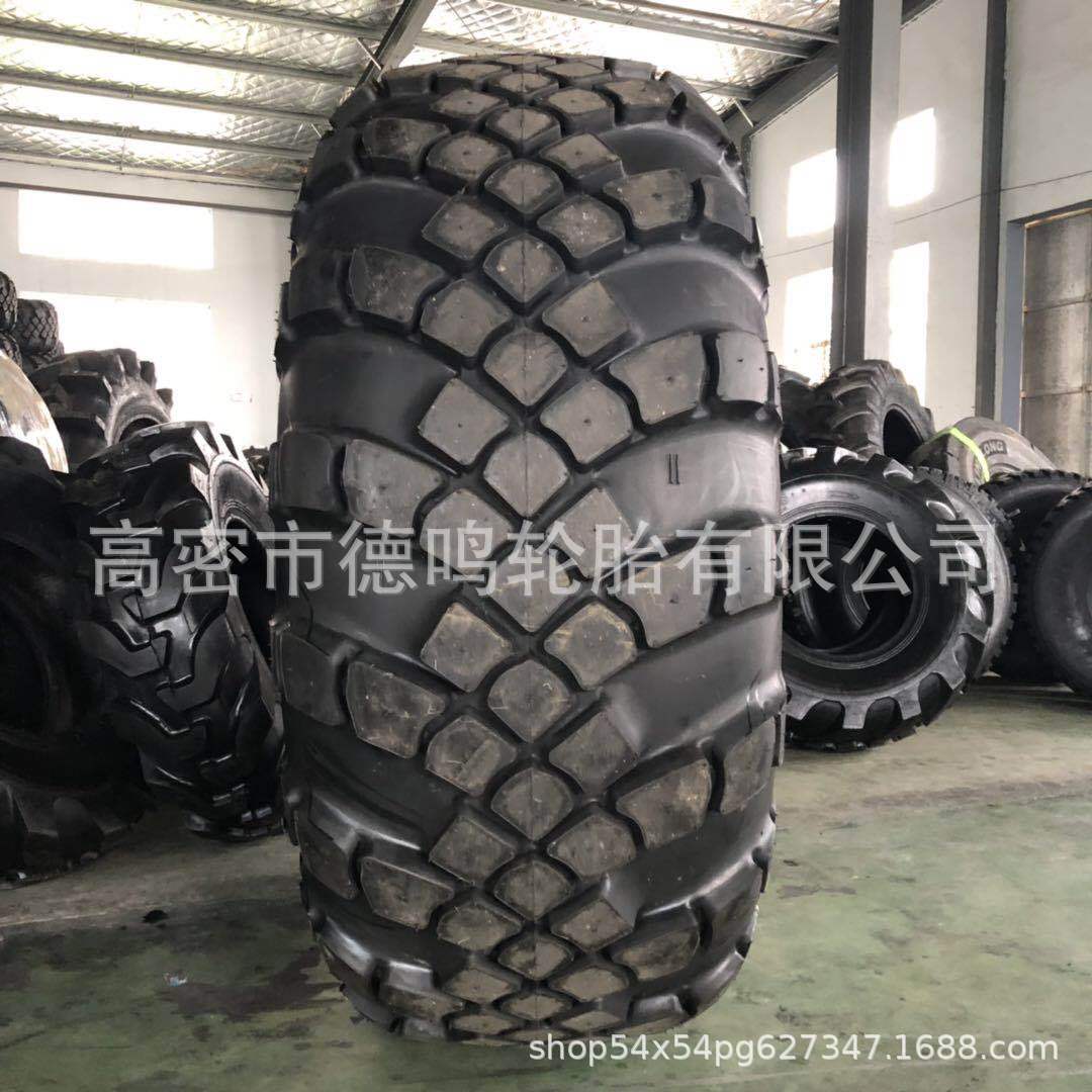 Suministro de neumáticos todoterreno 1500x600-635