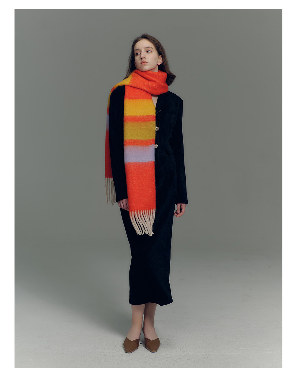 Designer-Schal mit Fransen aus Kaschmirimitat in Regenbogenfarben mit passenden Streifen für Damen im Herbst-/Winter-Stil mit weichem, verlängertem Halsausschnitt_voghion.com