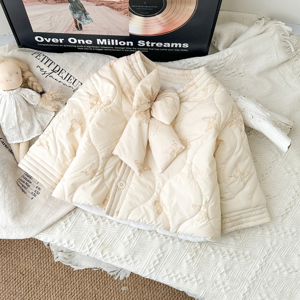 Vestido de un año de niña de estilo chino nuevo rosa, mujer bebé otoño e invierno acolchado grueso de manga larga chaqueta de algodón con lazo grande
