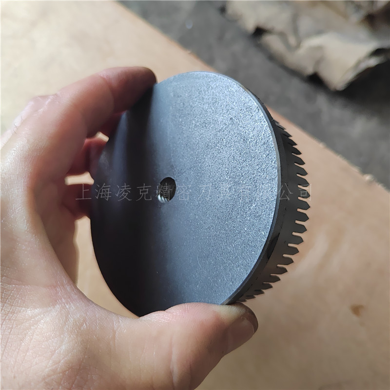 ���Ҽӹ�������Ĥ�� ���ϱ�ĤԲ�ݵ� Բ�α��ǳ��ε�Ƭ