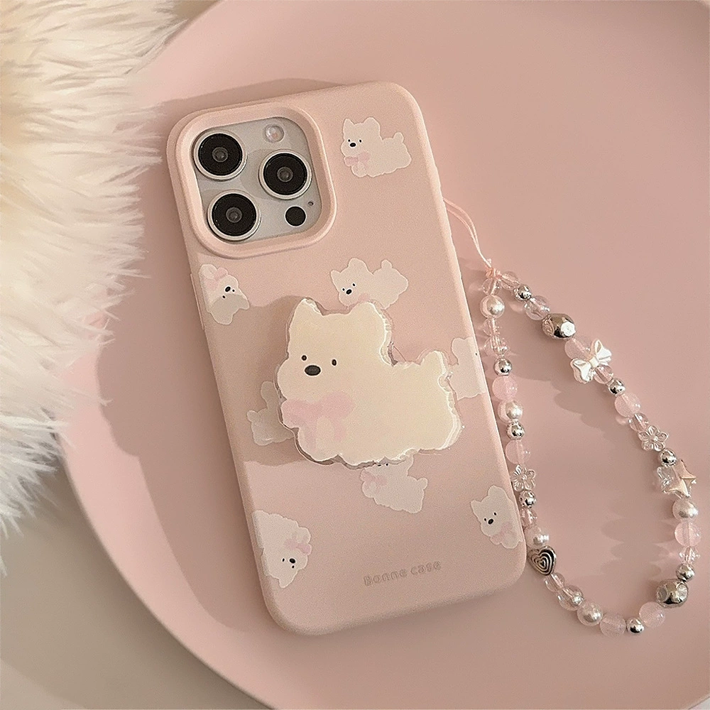 Чехол для телефона Apple iPhone 15 — милый брелок «хвостик-собачка» и бусинный шнурок