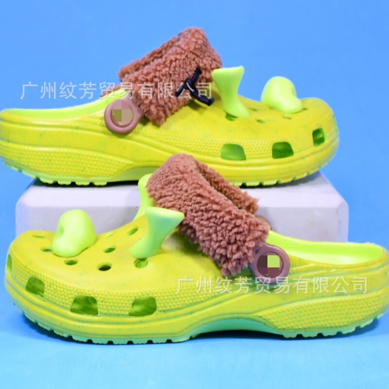 New Shrek Collaboration Non-Slip and Wear-Resistant Clogs for Men and Women 209378