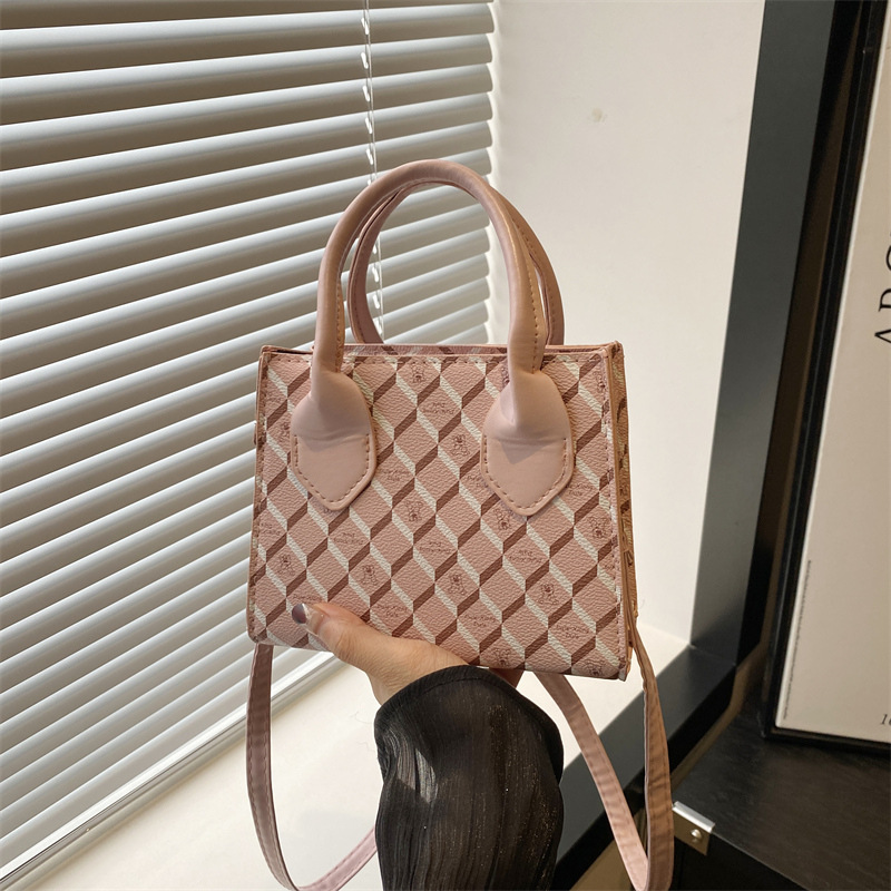 Bolso de mujer 2024 nuevo bolso de moda con textura bolso de hombro de cercanías con estampado de estilo occidental bolso de mensajero de gran capacidad de moda