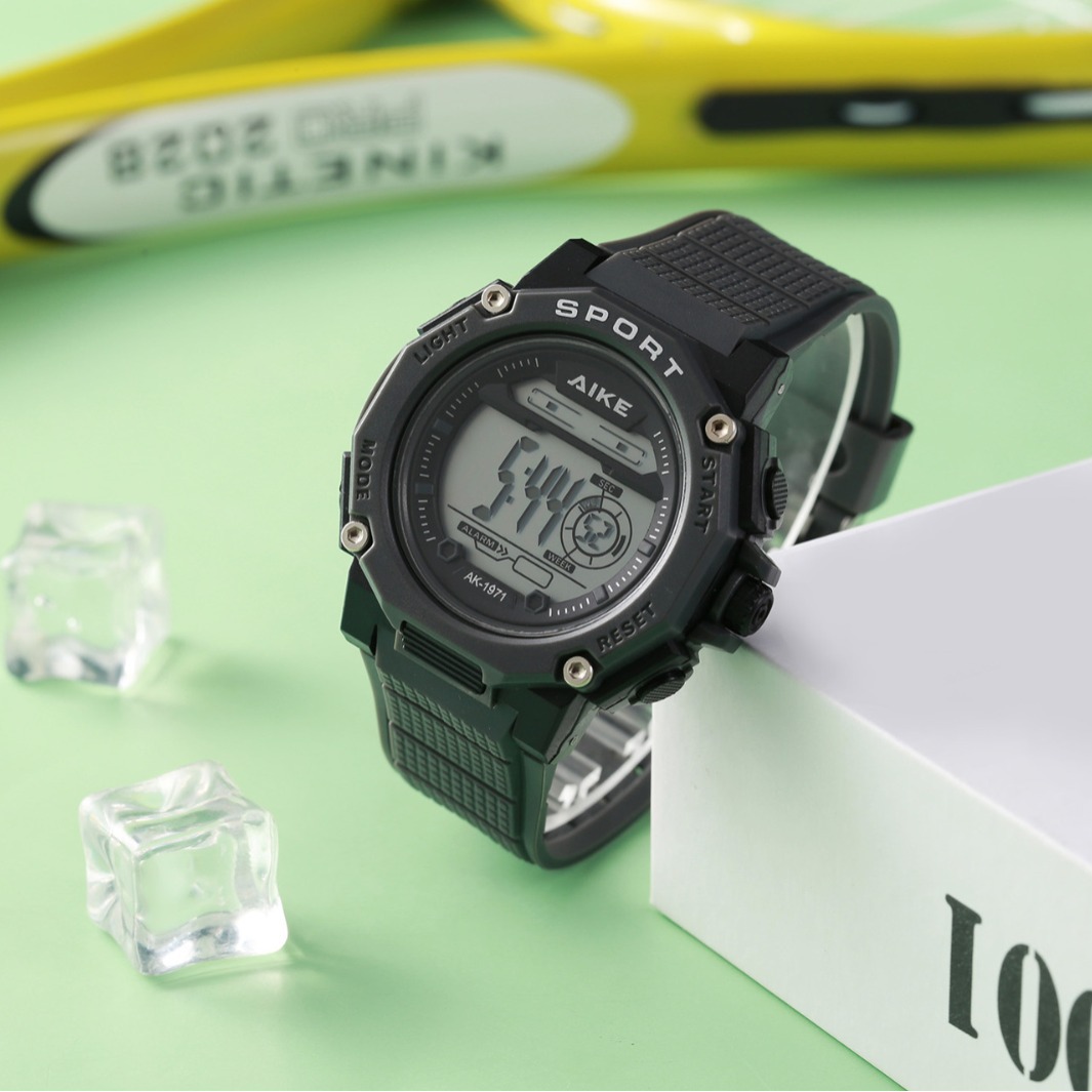 Reloj electrónico de despertador para estudiantes varones nuevo reloj electrónico de deportes impermeable multifuncional para adolescentes de secundaria y secundaria