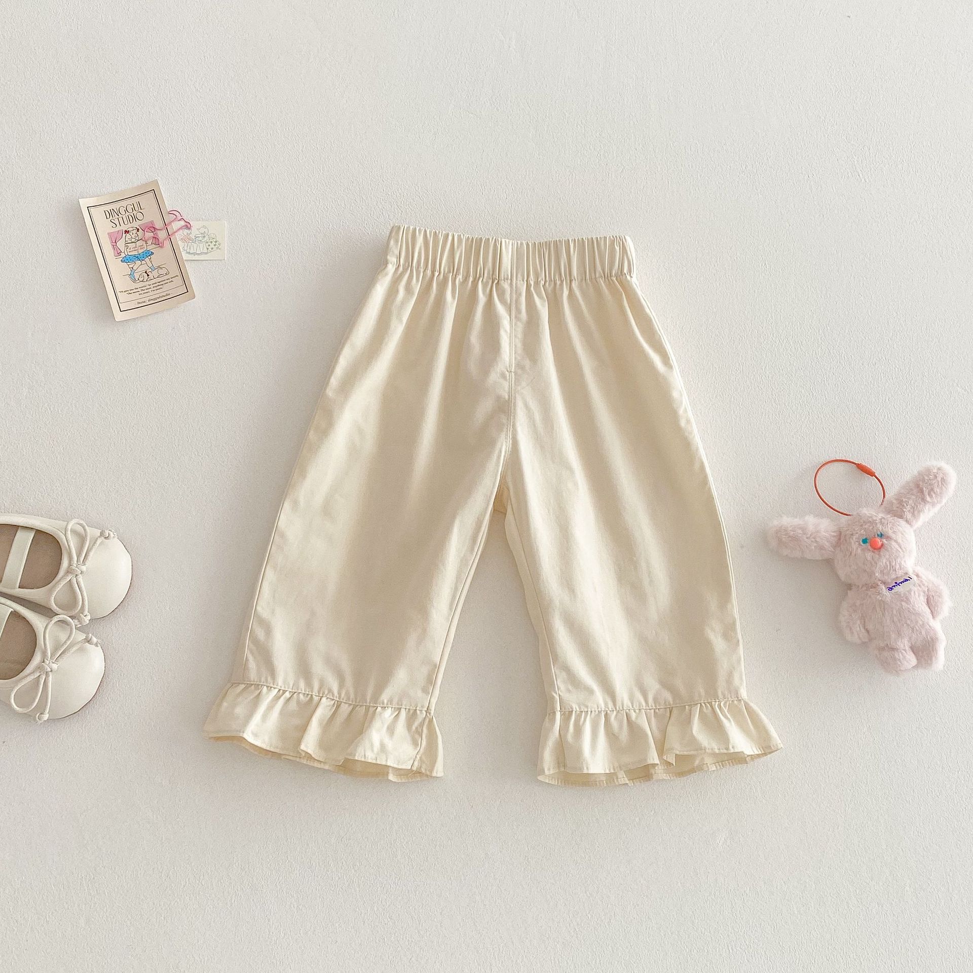 女の子無地ストレートパンツ 2025 新しい夏の子供の西洋スタイルのクラシックチェック柄カジュアルパンツベビー韓国スタイルパンツ