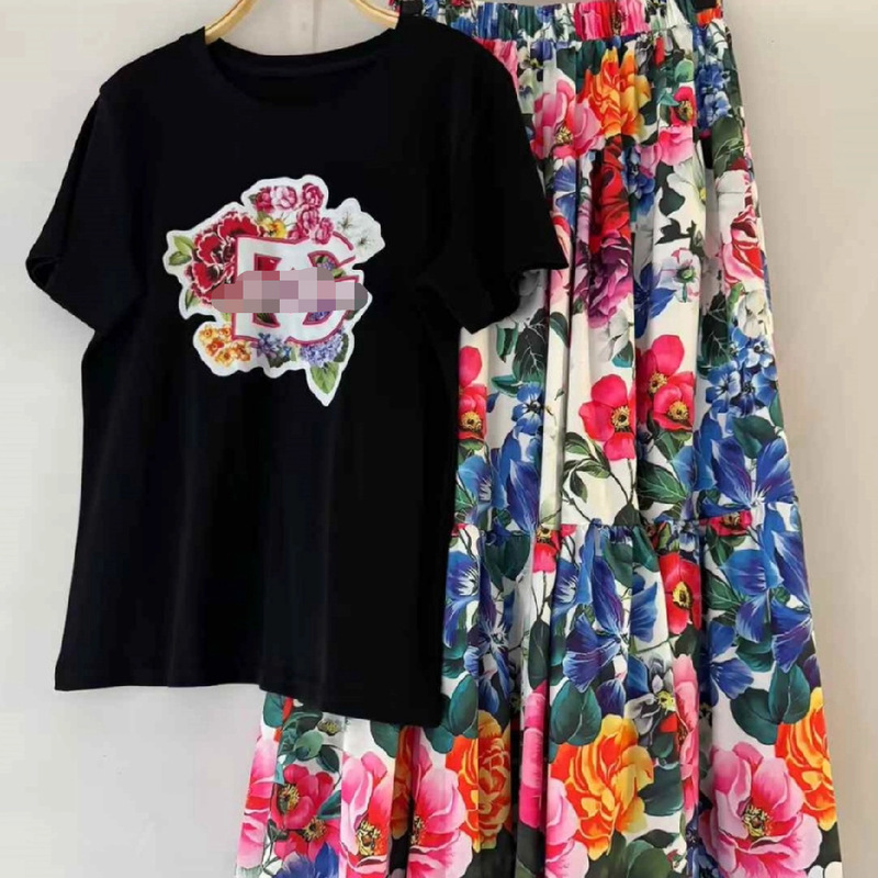 Cross-Border Women's Clothing New Amazon Hot Selling European and American Style Retro Letter Print Versatile T-Shirt Flower Long Skirt