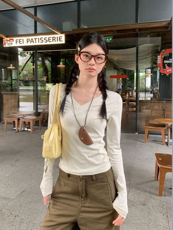 白色V领长袖t恤女秋季新款基础内搭修身打底衫百搭时尚上衣|undefined