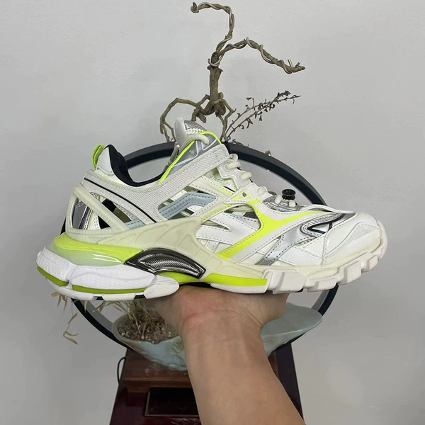 White fluorescent yellow