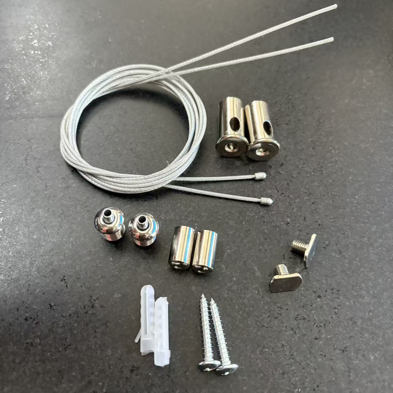 Lámpara de oficina al por mayor lámpara de cable de acero bloqueador de línea lámpara de línea accesorios de lámpara de lámpara de lámpara de aluminio ranura de lámpara de cable de suspensión