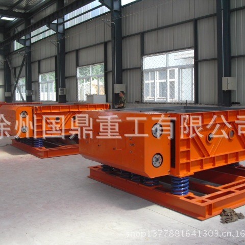 活化给煤机，全封闭，对中下料，解决堵仓难题，国产代替进口