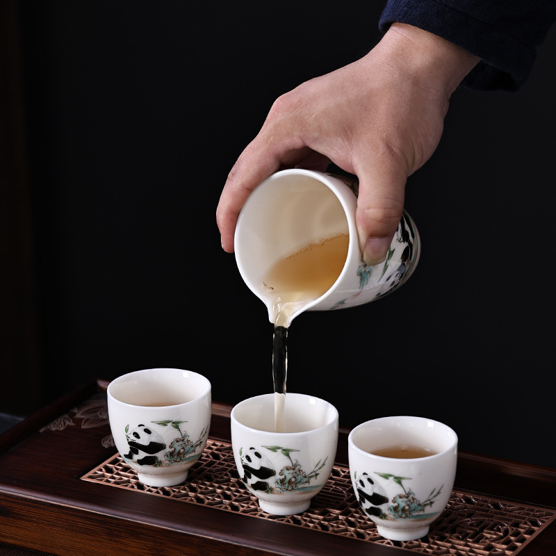 Dehua Yangzhi Jade Fluorescent Tea Cup Chinese Style Panda Gaiwan Gongdao Cup Tea Cup Tea Set High-End Business Gift LG