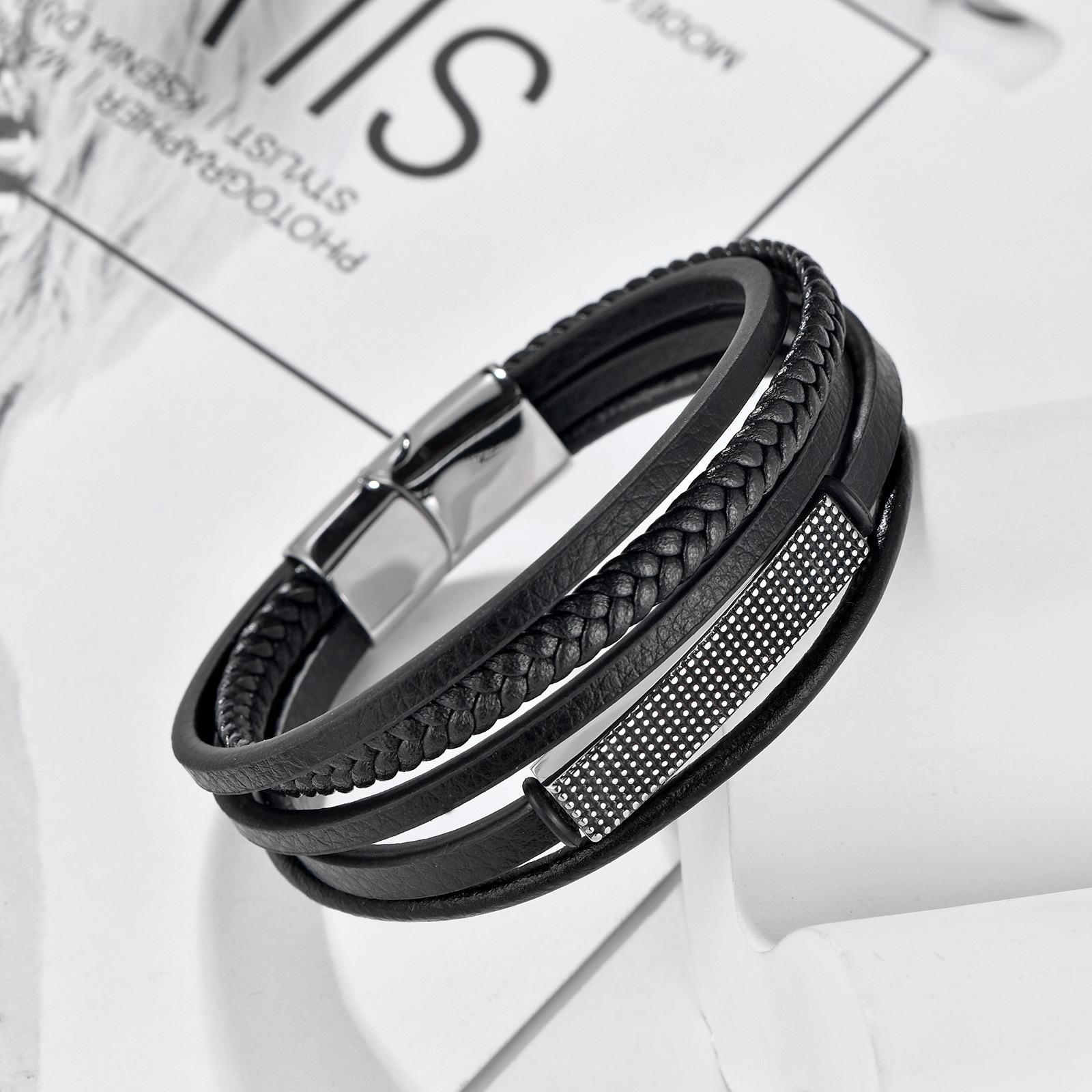Braid Design Business Hip-Hop Solid Color 304 Stainless Steel Pu Leather Braid Men's Bangle Men Cord & Leather Bracelets