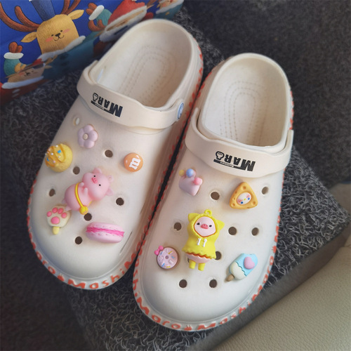 New dark black white dog soft rubber doll hole shoe shoe flower Lolita three-dimensional cartoon bear rabbit shoe buckle