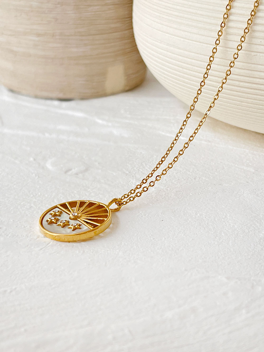 Fashion Pentagram Stainless Steel Plating Inlay Rhinestones Shell Pendant Necklace 1 Piece