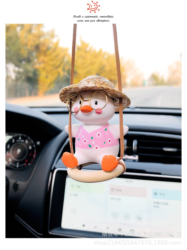 Cross-Border Original Manufacturer Swing Duck Car Hanging Ornament, Duck Aromatherapy Car Rearview Mirror Hanging Decoration, Car Hanging Decoration