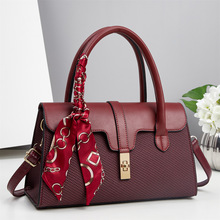 女式包包秋季女2025高级感斜挎包大容量通勤手提女士包bags
