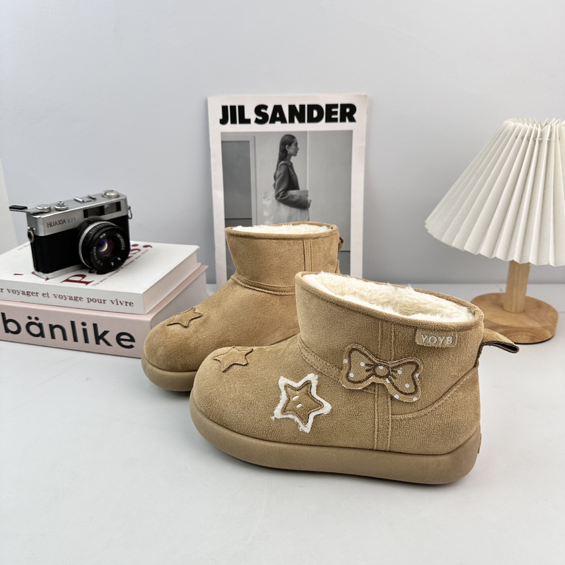 Yuanbo 2025 invierno nuevo fondo grueso Kapibara suede de camisa estrella cabeza grande con lana de moda botas de nieve image 3