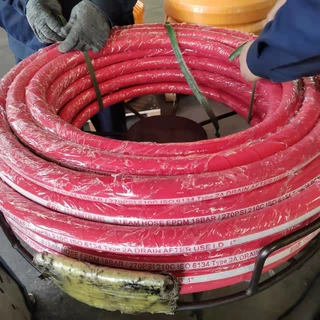 210℃外胶红色高温蒸汽橡胶管 钢丝编织红色布纹蒸气胶管及总成