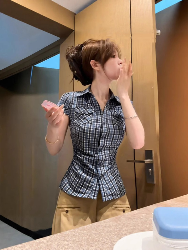 デザインブルーチェック柄半袖シャツ女性の夏のレトロなプリーツウエストスリムシャツニッチピンチウエストトップ|undefined