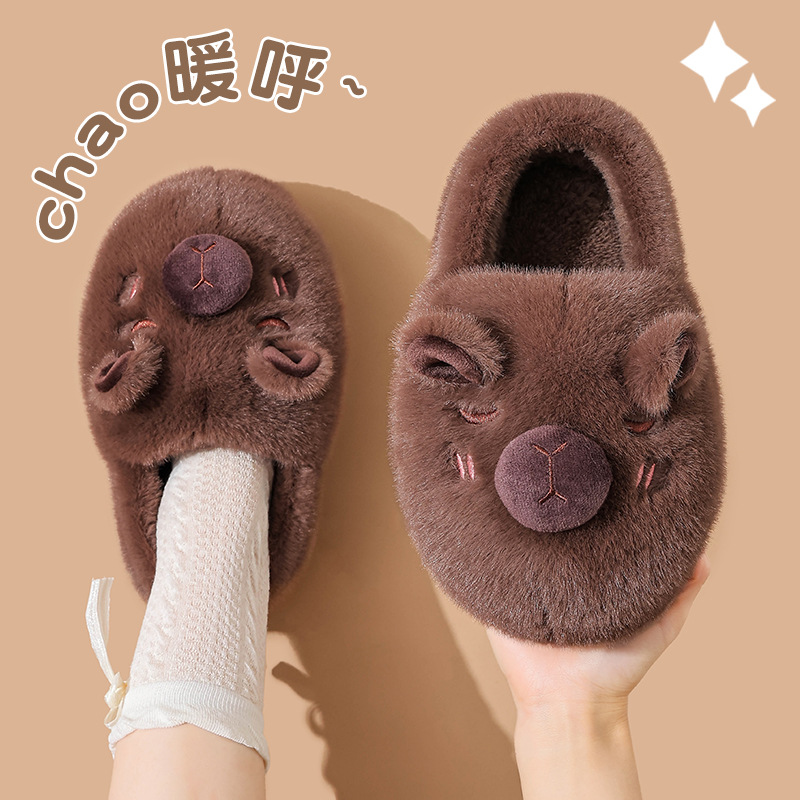 Bolsa de mujer otoño invierno tacones 2025 nuevo Capibara interior anti-deslizante calentamiento de peluche pareja zapatos de algodón hombre