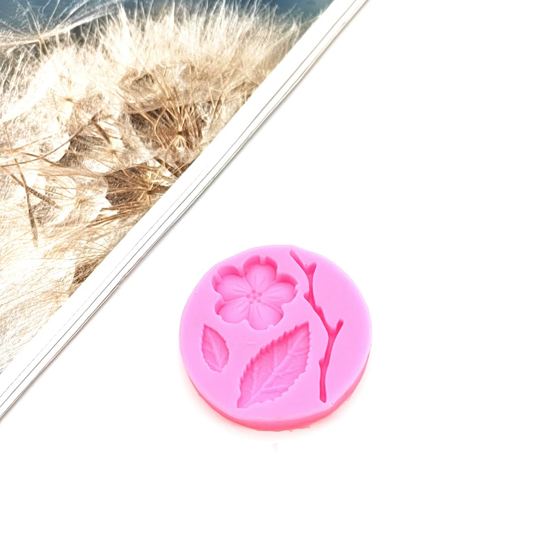 Silicone mold, fondant