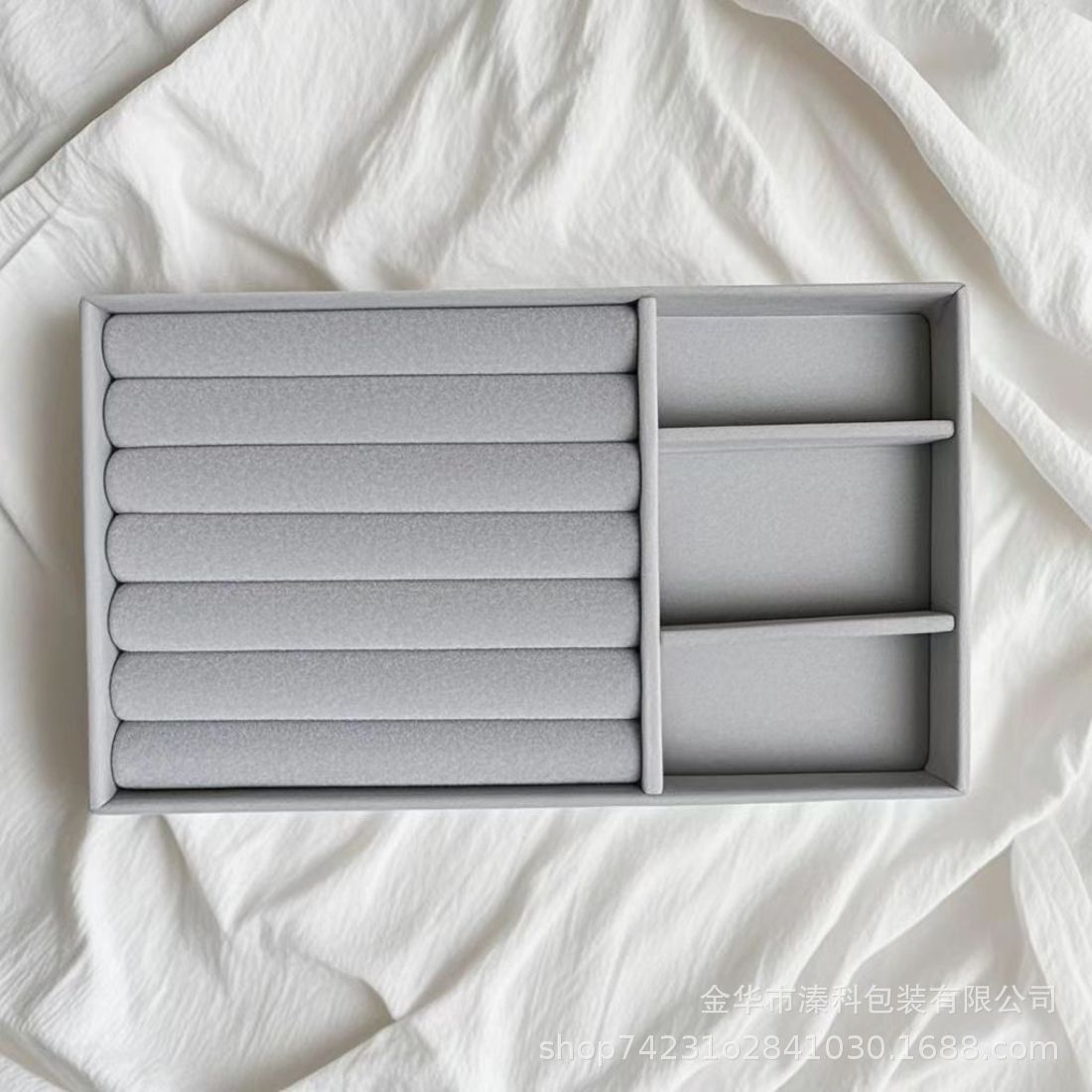 Franela, joyería, exhibición, caja de almacenamiento, acabado de escritorio, bandeja de almacenamiento de maquillaje, pendientes, pendientes, pulsera, anillo, estante de almacenamiento