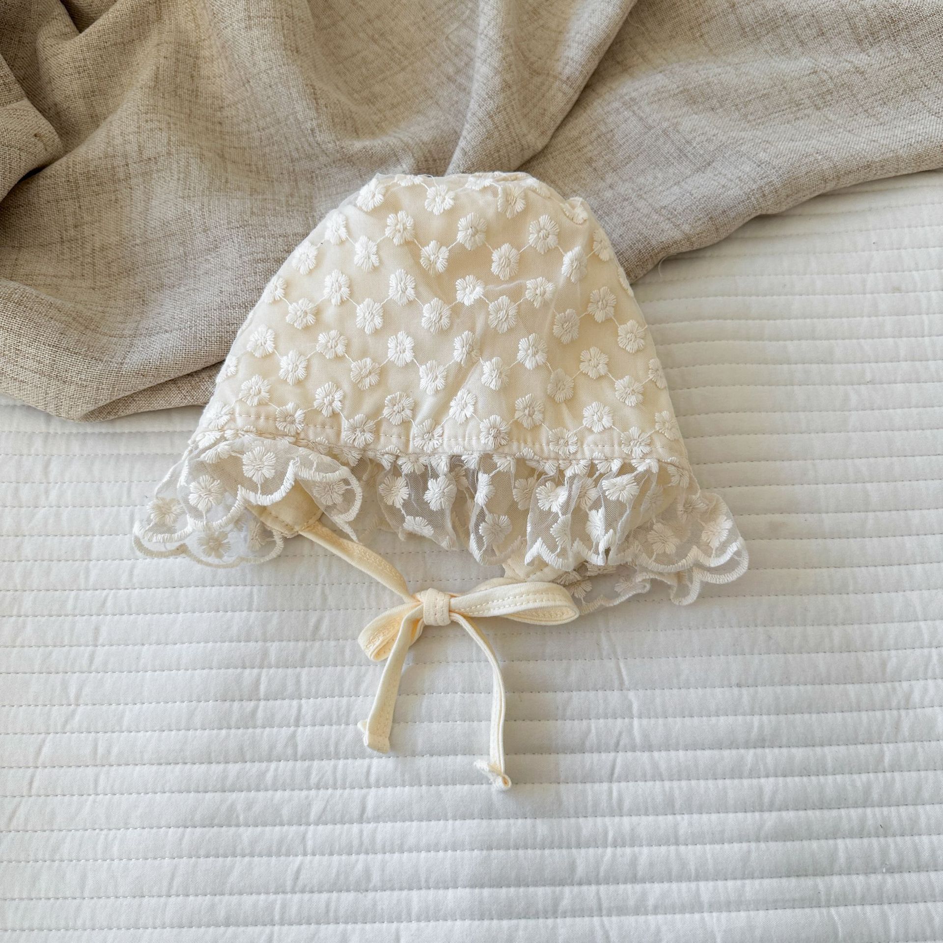 Sugar Pear ropa infantil niñas sombrero 2025 primavera nuevo bebé sombrero de encaje sombrero de bebé sombrero protector de oídos sombrero