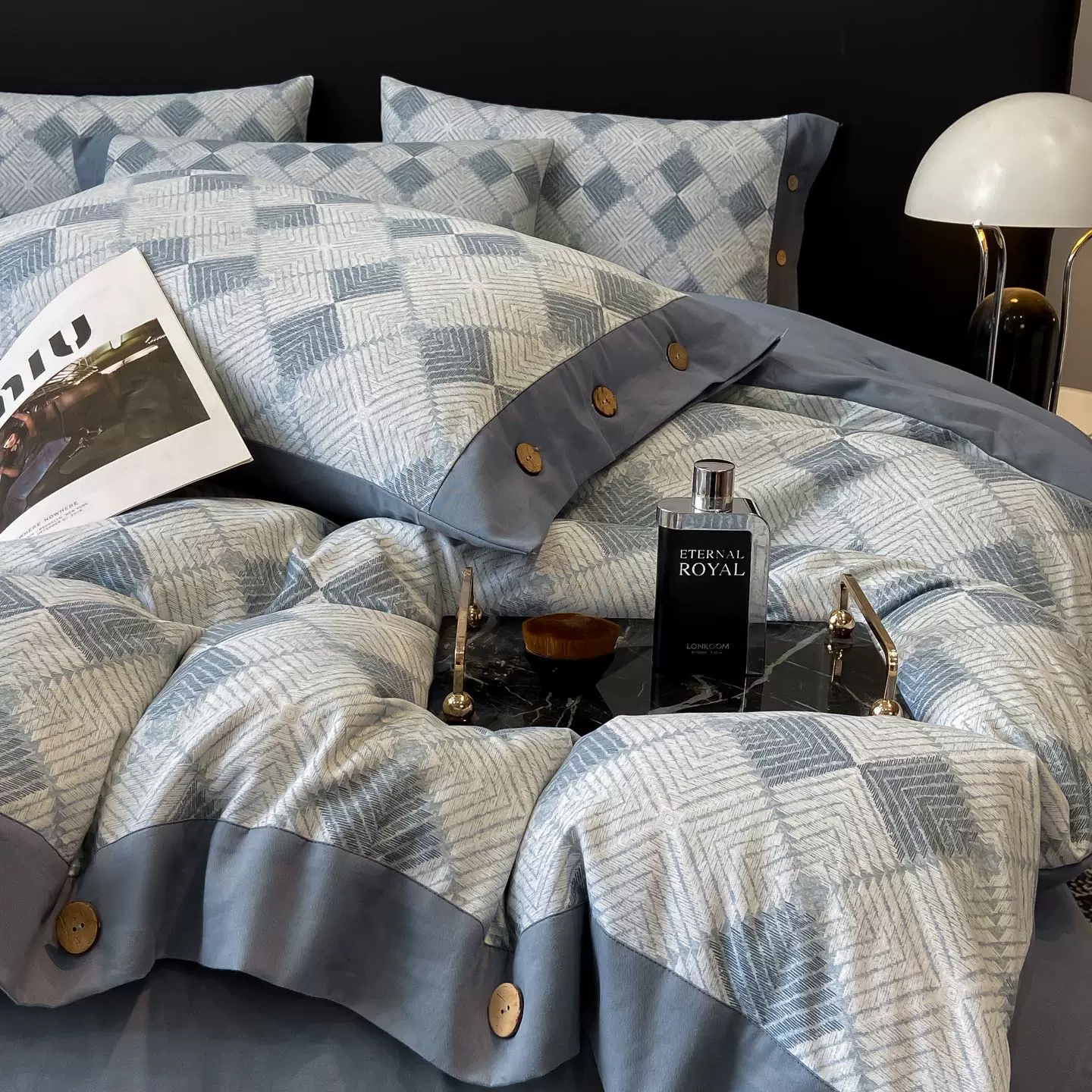 秋冬新款全棉加厚磨毛纽扣款四件套纯棉轻奢风被套高级感床上用品