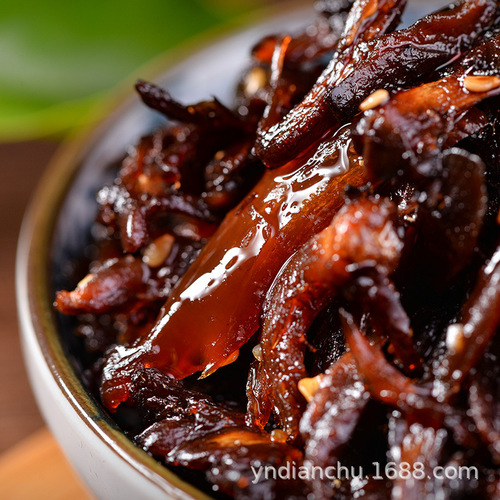 Chicken fir fungus 200g bagged matsutake/bolete mushroom Yunnan specialty fried mushroom spicy ready-to-eat mushroom pickles