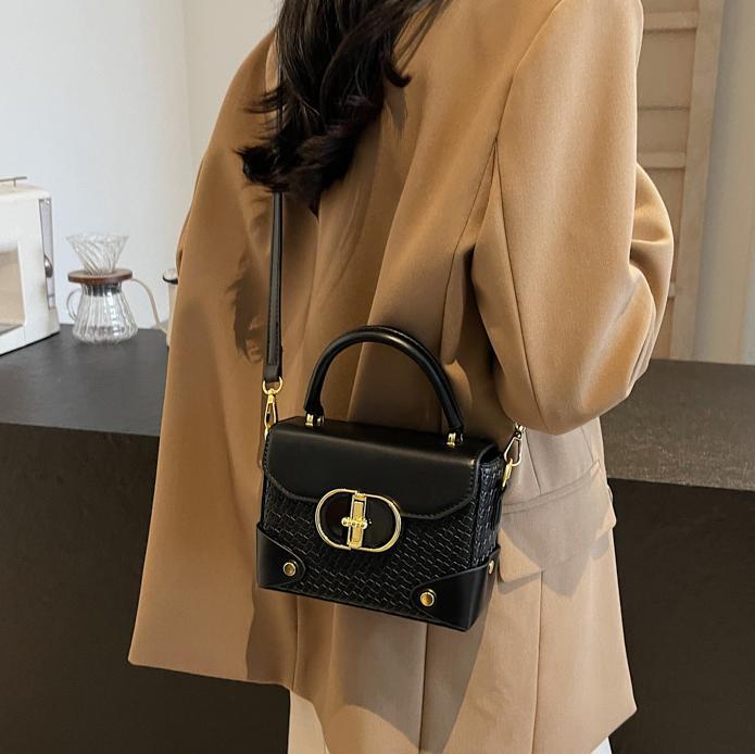 Este año, la popular explosión de bolsos de mano para mujeres 2024, nuevo color de contraste, bolsos de hombro, bolsos de alto nivel, bolsos de cinturón