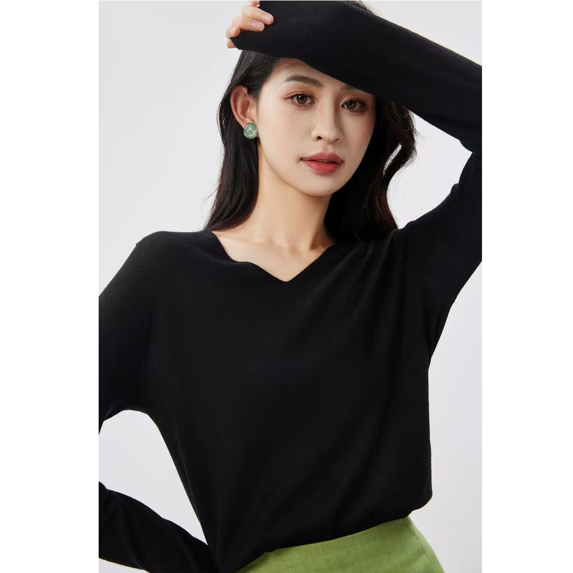 Minimalistic base solid color cashmere woolen sweater