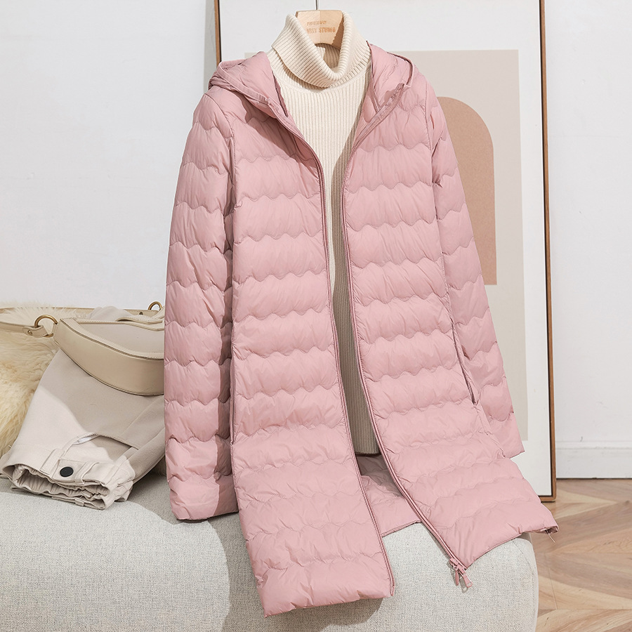 2025 otoño y invierno nueva moda encapuchada onda media y larga chaqueta de pluma ligera y delgada chaqueta con cremallera de mujer caliente marea