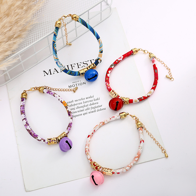 新款民族风宠物项圈个性潮流彩色铃铛颈圈可调节猫咪狗狗批发卡通
