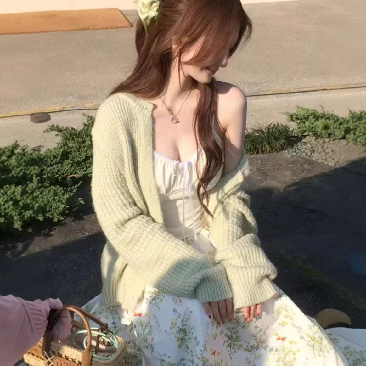 잉어 밖 이른 봄 루즈한 프랑스식 단색 니트 카디건 날씬해 보이는 체크 백