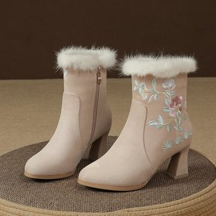 2024 Autumn and Winter New High-top Antique Women's Embroidered Short Boots Martin Boots Mid-tube Women's Boots Short Boots Embroidered Shoes