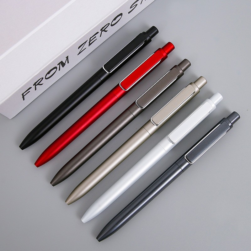 La pluma publicitaria personalizada puede hacer logotipo pulsar lápiz neutro lápiz de firma de gran capacidad bolígrafo de bola lápiz de agua grabado al por mayor