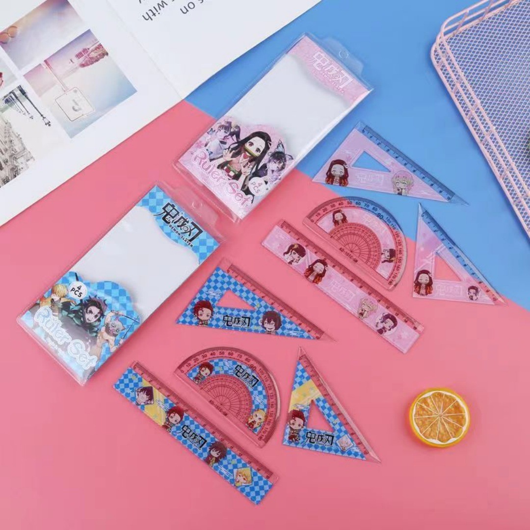 Explosión K-POP caza de brujas de cuatro piezas juego de reglas rojas en línea de alto valor de papelería multifuncional juego de reglas de estudiantes