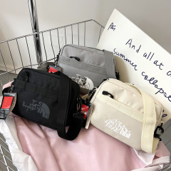 ファッションスポーツのアルファベットのロゴを卸売りします。