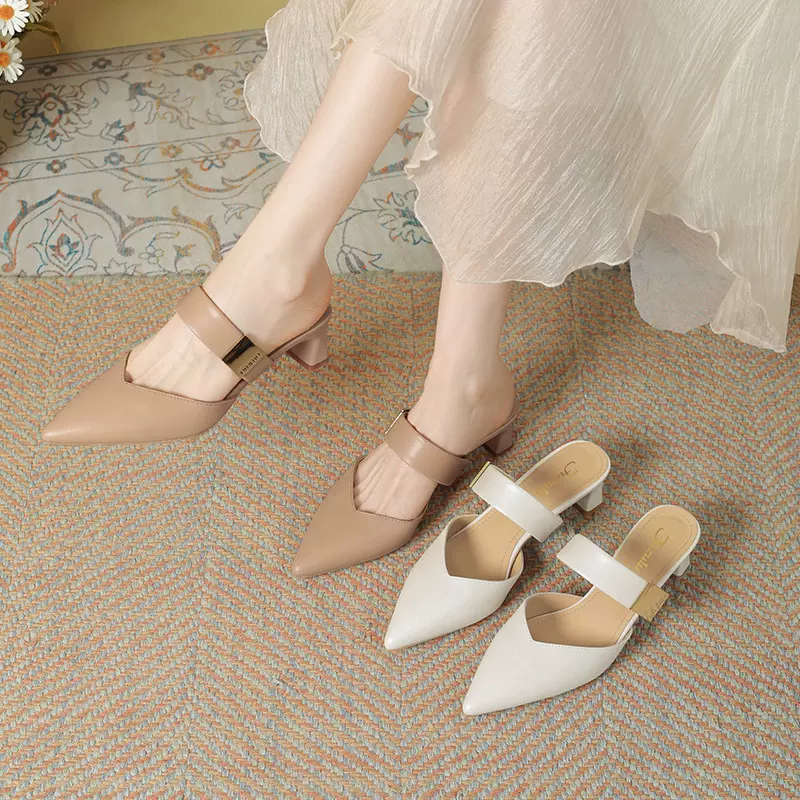 法式气质包头凉拖女夏季外穿2025新款时尚百搭简约粗跟尖头高跟鞋