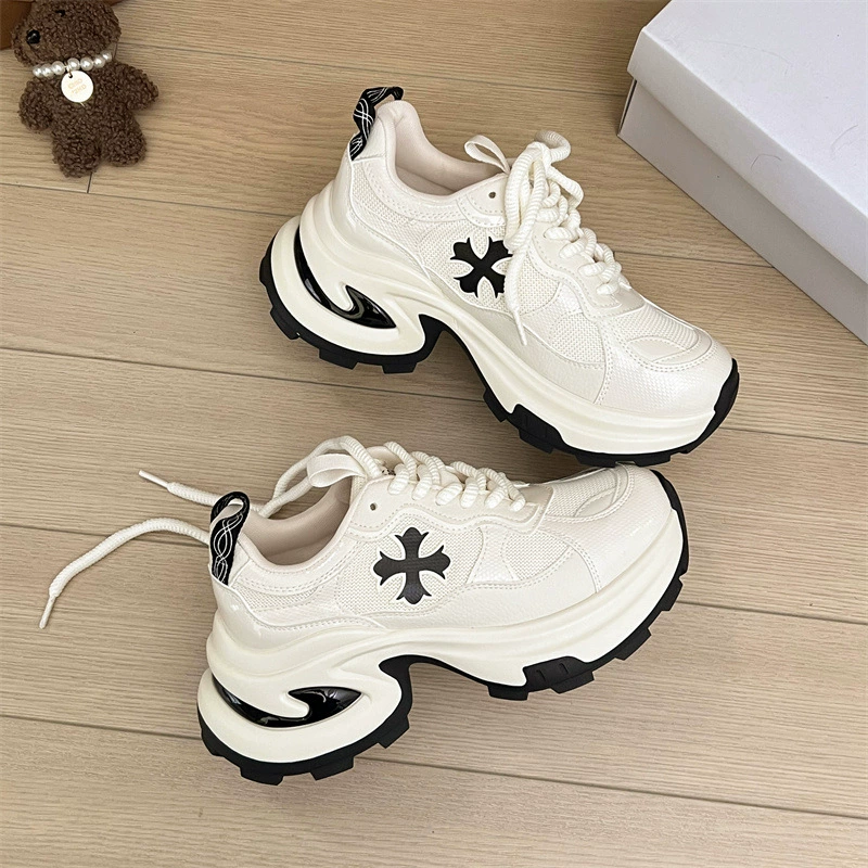 Кросс-флора толстая подошва, высота роботы, dad shoes для женщин, 2025 весна, новый универсальный повседневный мягкая кожаная сетка дышащие спортивные туфли