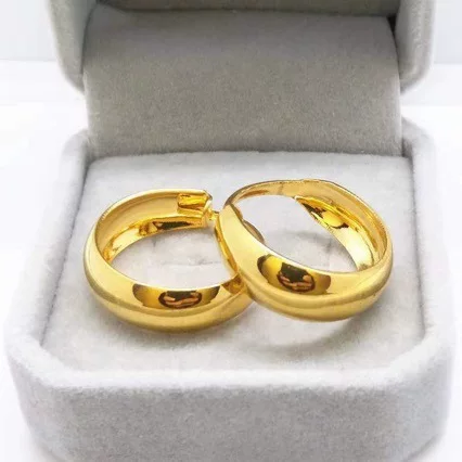 High-quality imitation gold-plated earrings, niche earrings for the elderly, 24K high-grade earrings, smooth earrings for seniors that stay youthful for a hundred years