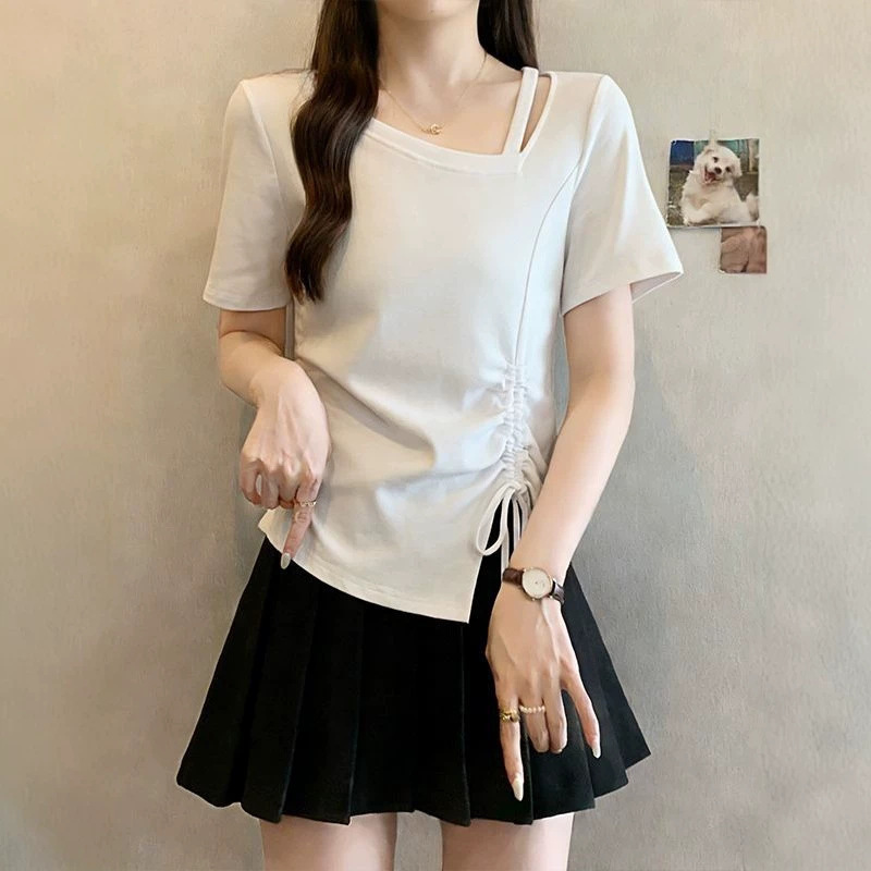 Black Asymmetrical Shoulder Twist Tie Short-Sleeve T-Shirt for Women, Summer Plus-Size Fashion Top That Hides the Belly and Accentuates the Waist, Super Stylish Black Asymmetrical Shoulder Twist Tie Short-Sleeve T-Shirt for Women, Summer Plus-Size Fashion Top That Hides the Belly and Accentuates the Waist, Super Stylish