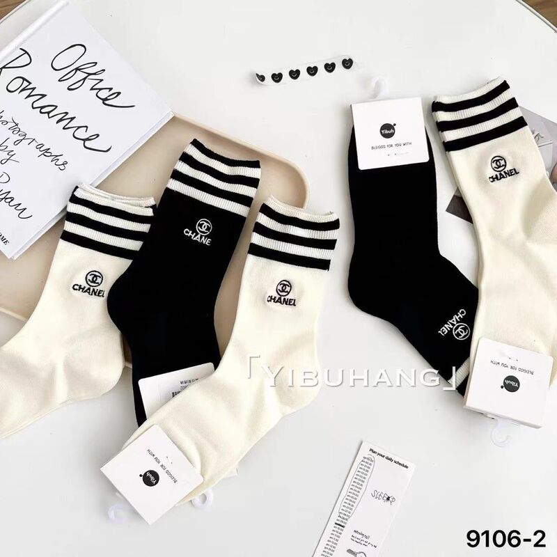 Yi Walking New Women's Cotton Socks Double Needle Embroidery Fresh Mid-High Waist College Style Versatile Slimming Korean Dongdaemun