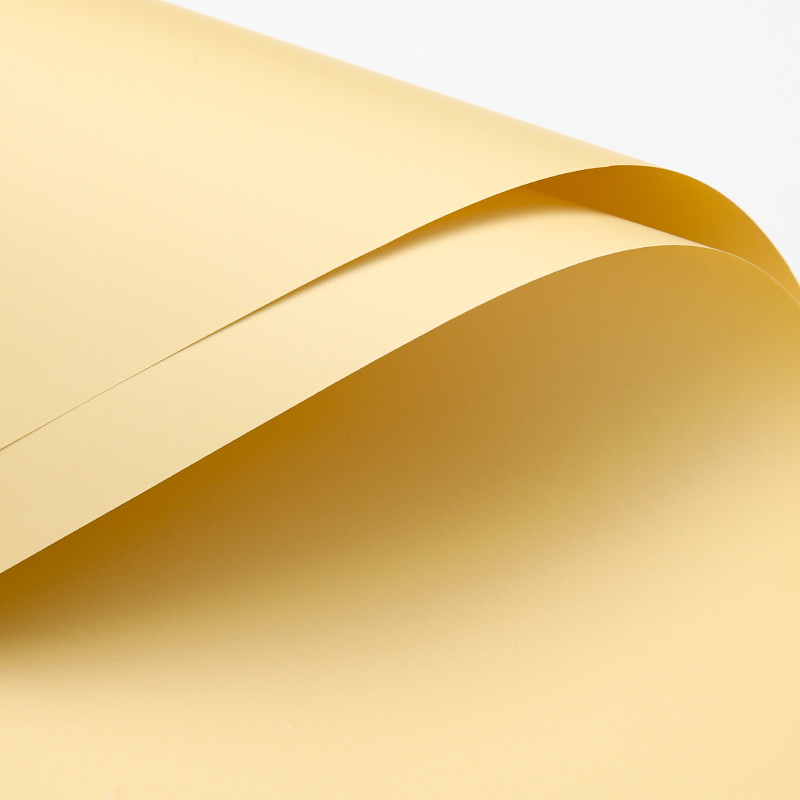 Papel de embalaje de flores al por mayor material de floristería ramo material de papel de embalaje material de embalaje papel de embalaje impermeable papel de doble cara bicolor Ouya