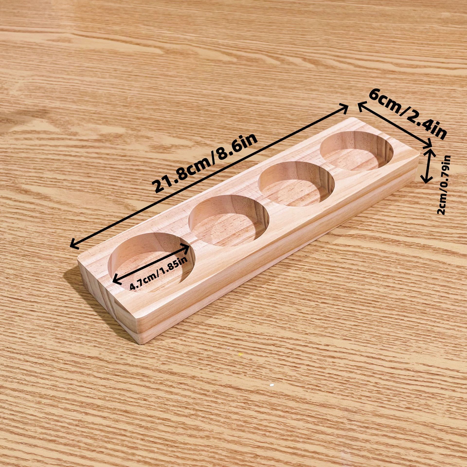 Estante de exhibición de 4 celdas en una planta (adecuado para 50 - 100 ml)